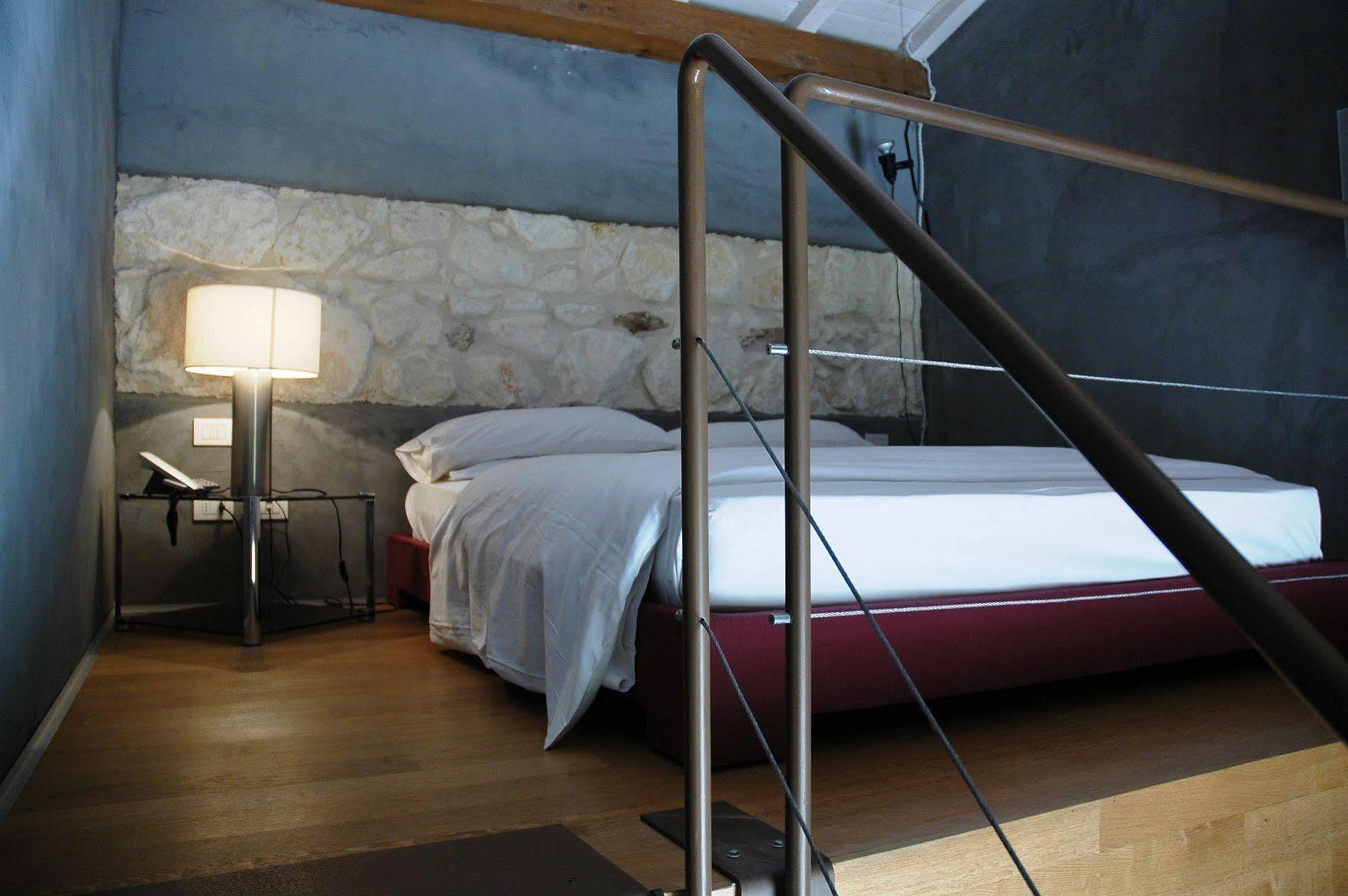 Caol Ishka Hotel Siraküza Dış mekan fotoğraf