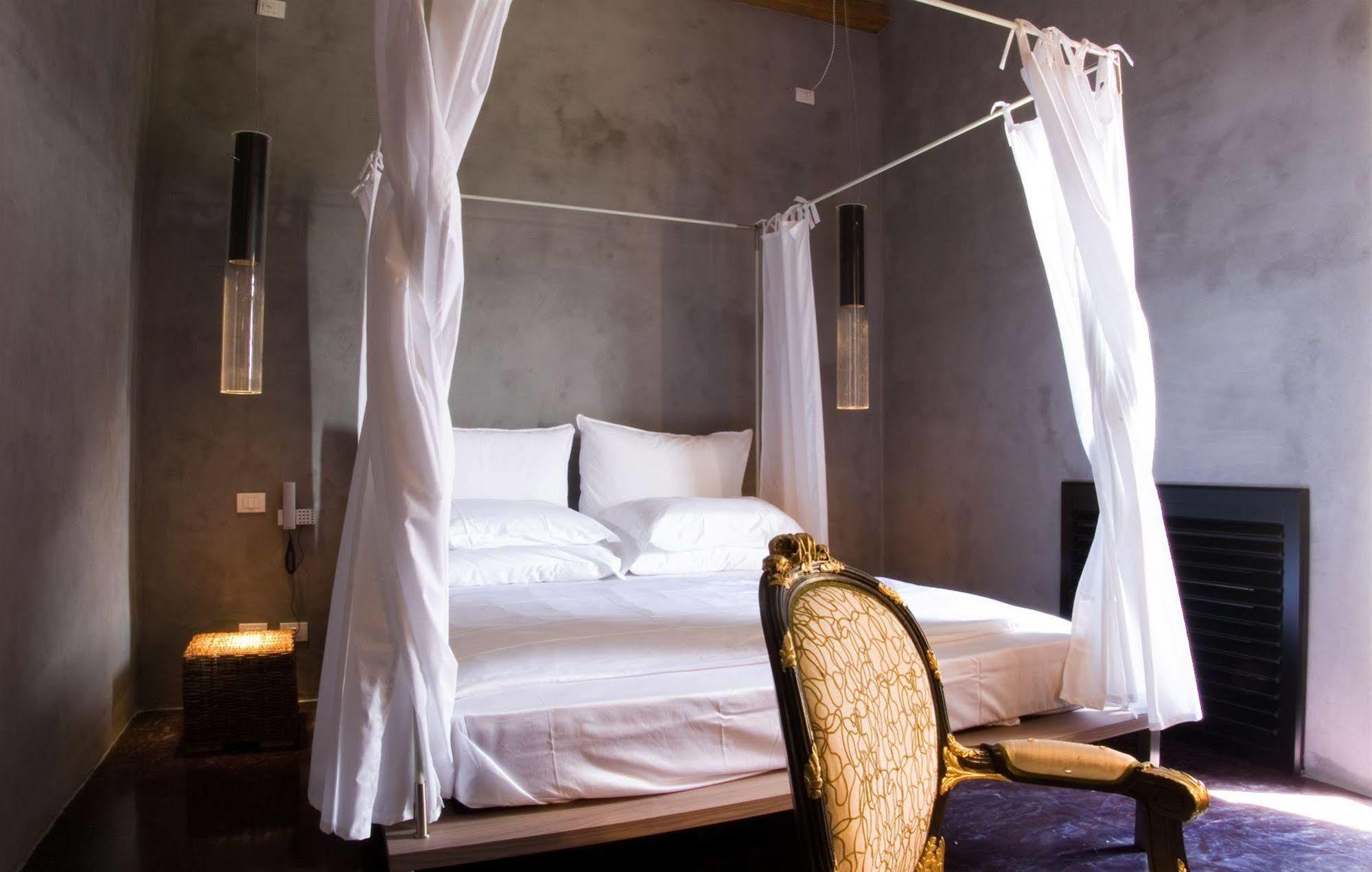 Caol Ishka Hotel Siraküza Dış mekan fotoğraf